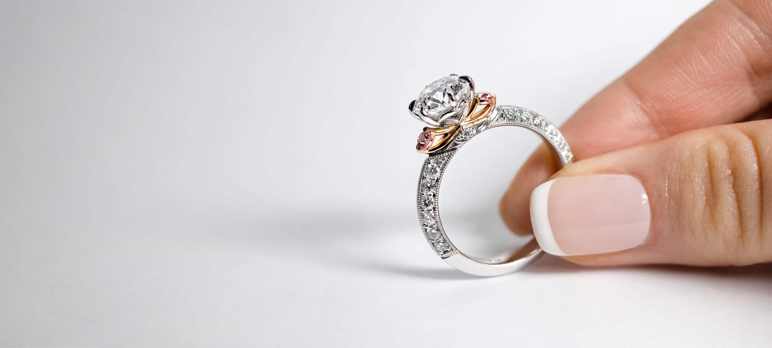 Veloura Shop -Veloura Shop banner image scaled 1